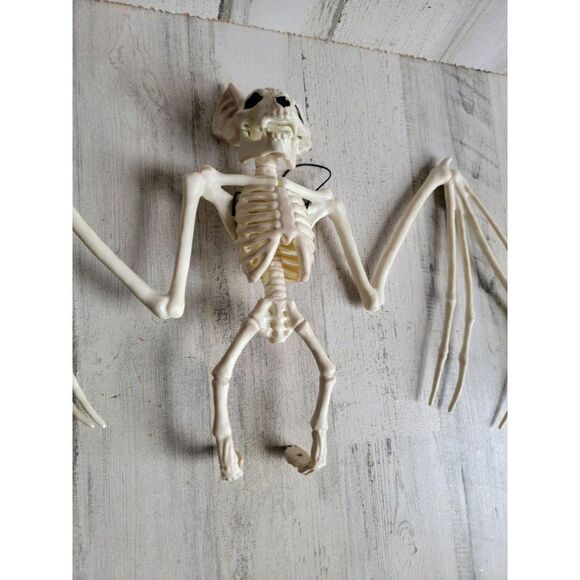 Crazy bonez hanging large skeleton bat Halloween prop decor - Picture 4 of 10